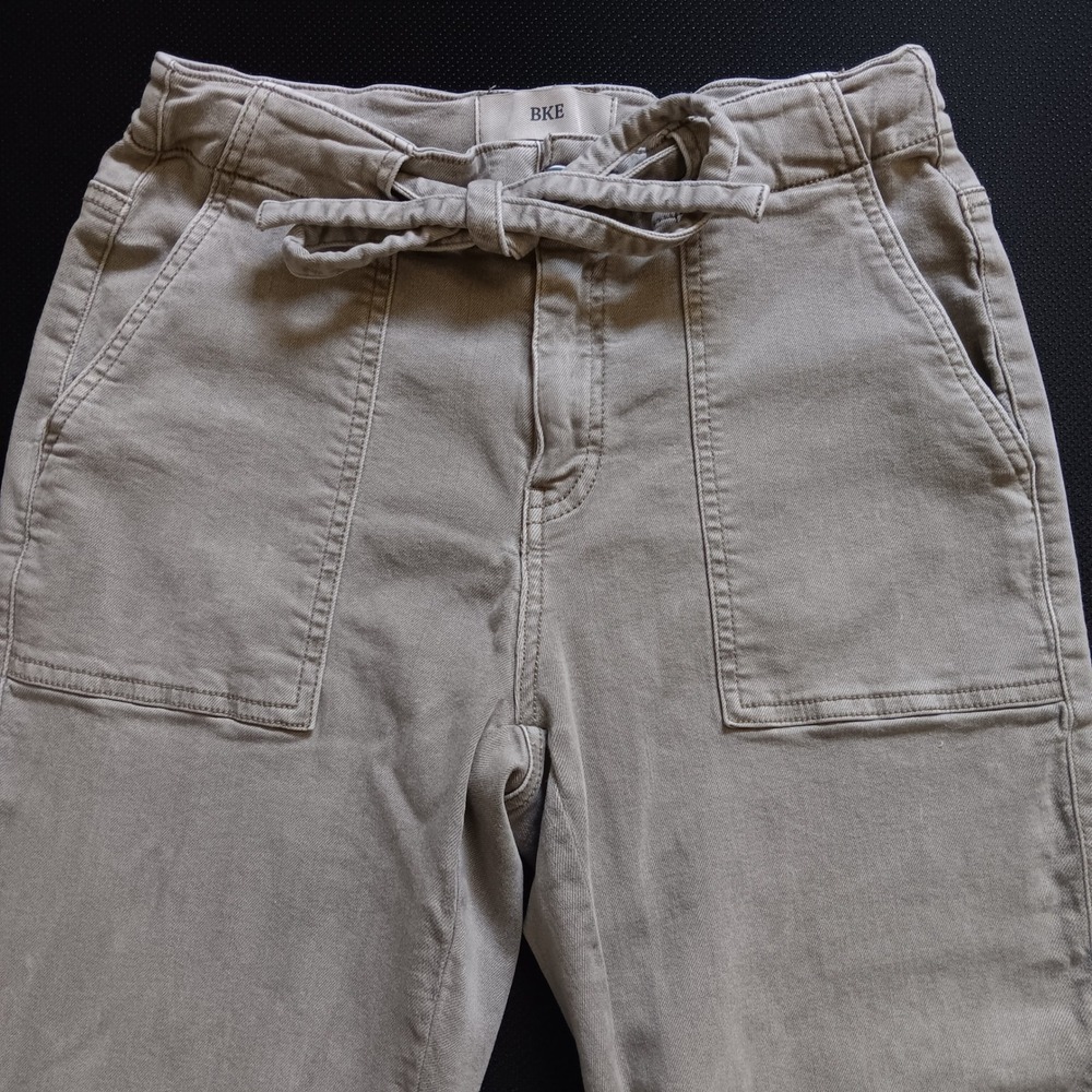 BKE Utility Pants Women 24 *measures 27 Tan Drawstring Stretch Khaki Trousers
